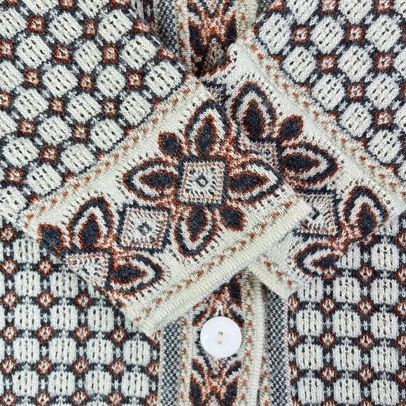 VTG Woolrich Long Sleeve Sweater Button Up Beaded Cardigan Women’s Size Small - Picture 6 of 16